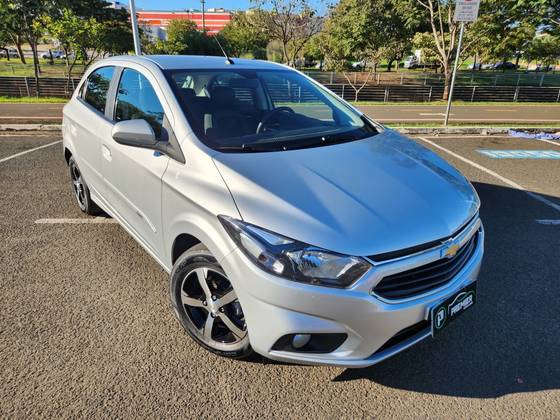 CHEVROLET ONIX 1.4 MPFI LT 8V FLEX 4P MANUAL CHEVROLET ONIX 1.4 MPFI LT 8V FLEX 4P MANUAL